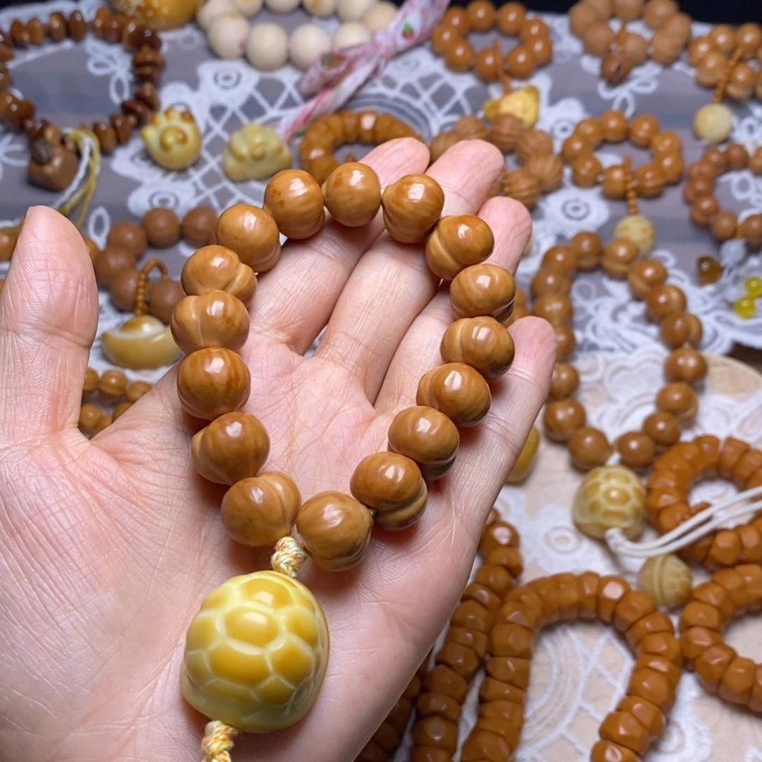 把件猴头核桃柯基屁桃龟甲