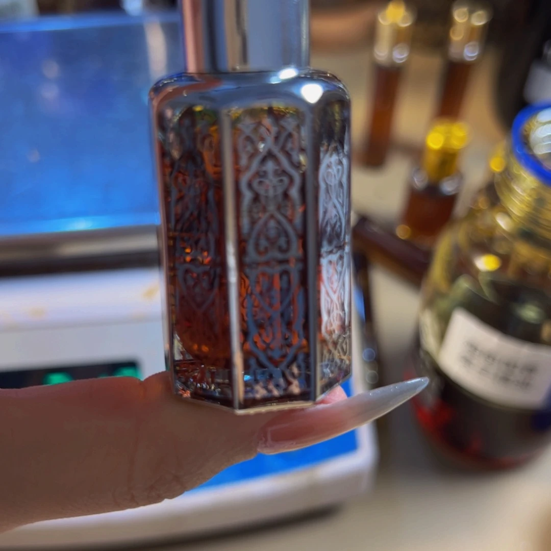 沉香沉香精油海南壳子精油