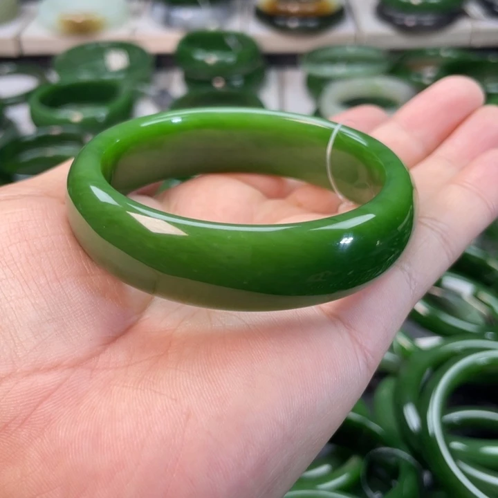 和田玉（碧玉）手镯未镶嵌
