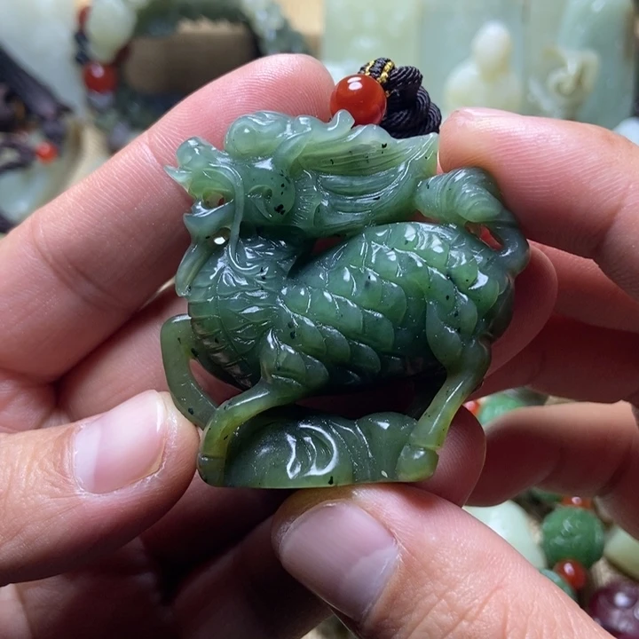 和田玉未镶嵌挂件