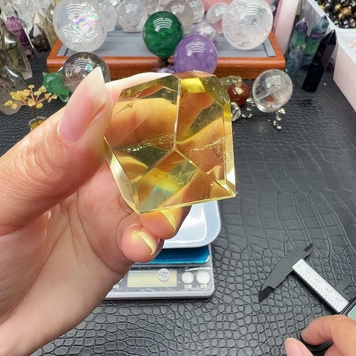 未镶嵌珠宝半成品水晶394