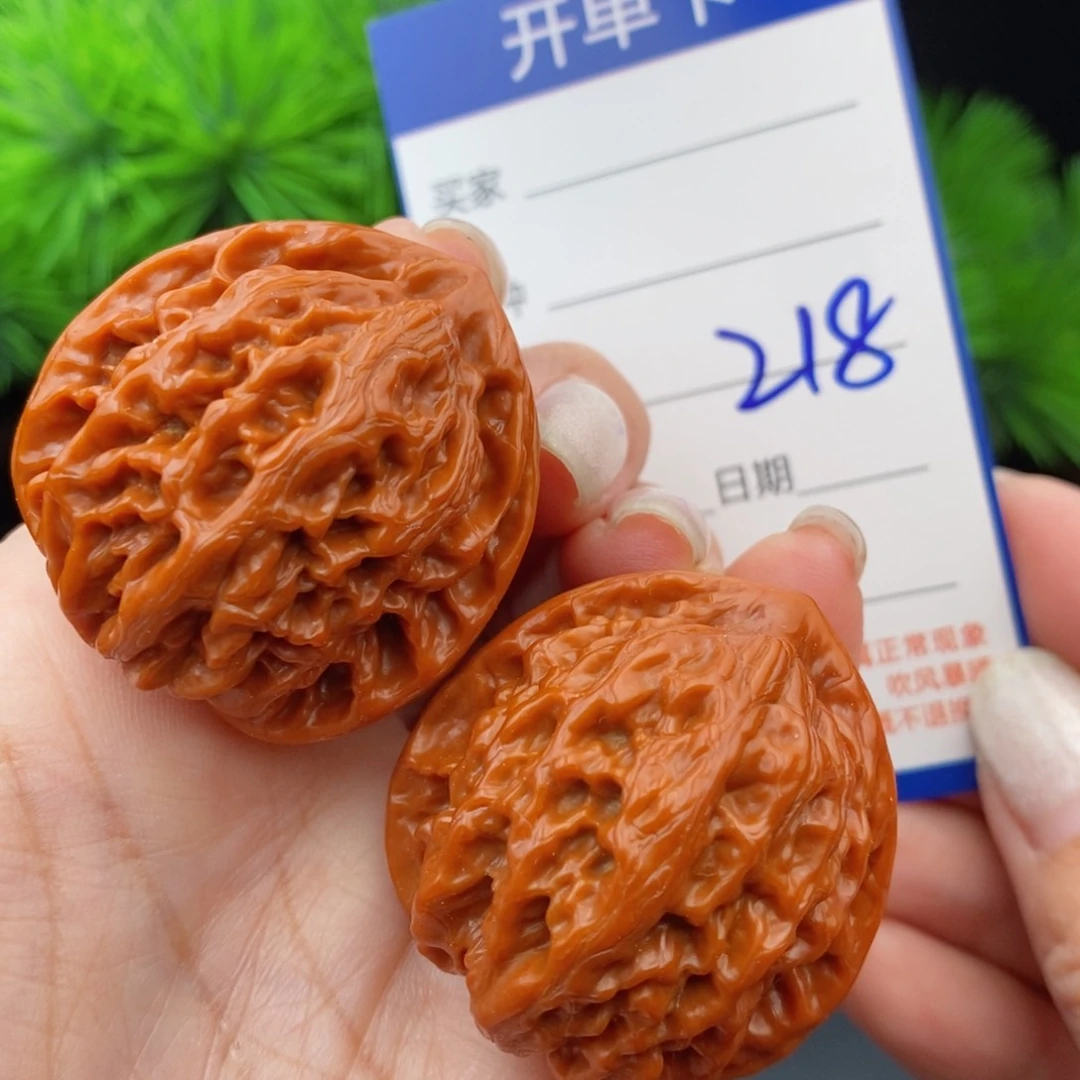 文玩核桃把件37野生金牛218