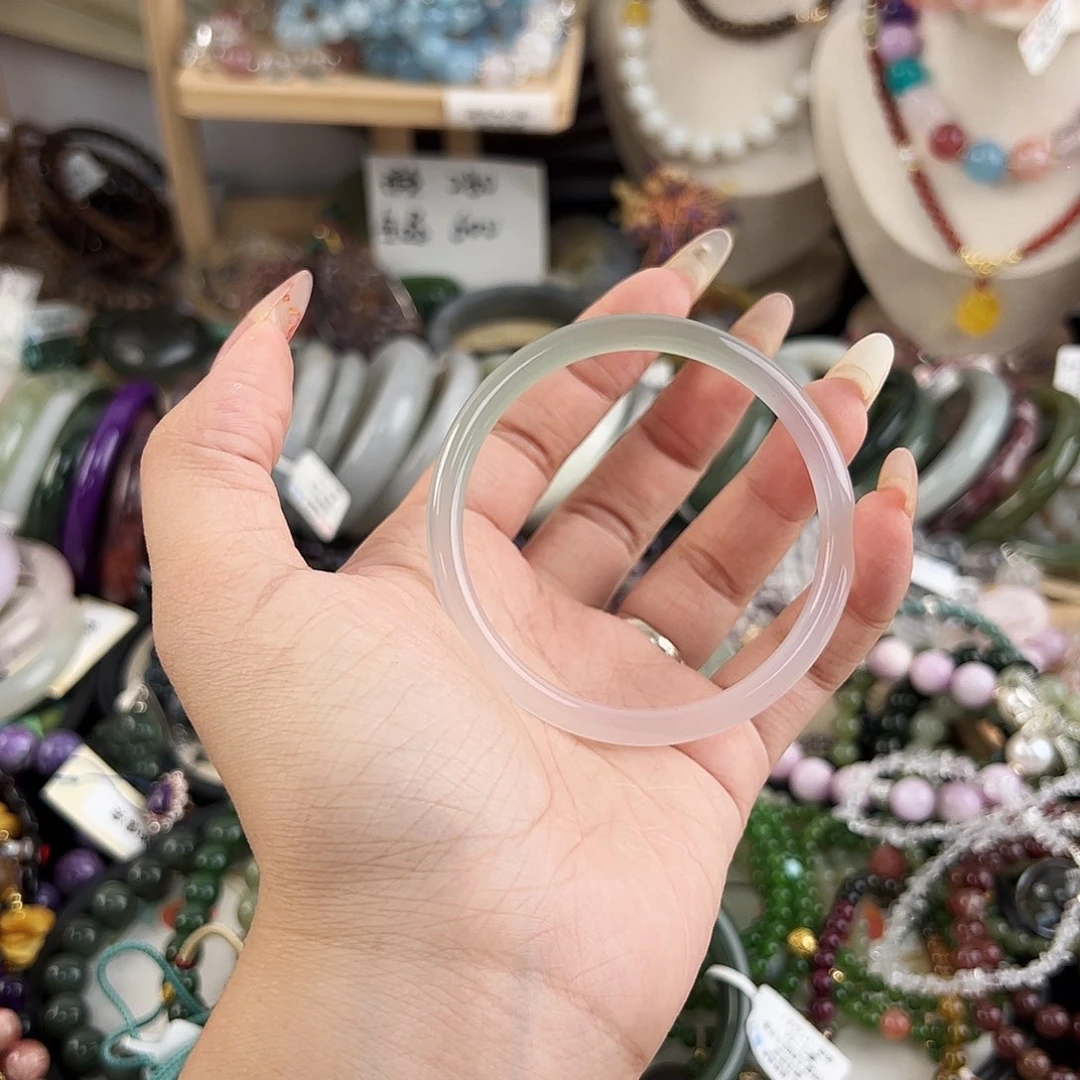 未镶嵌手镯和田玉摩****年