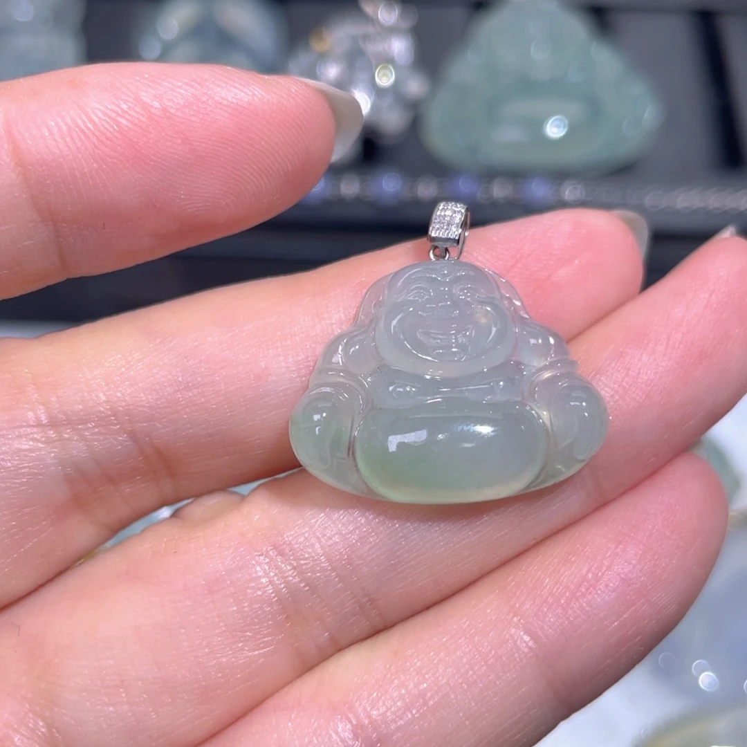 颈饰18K金镶嵌翡翠翡翠
