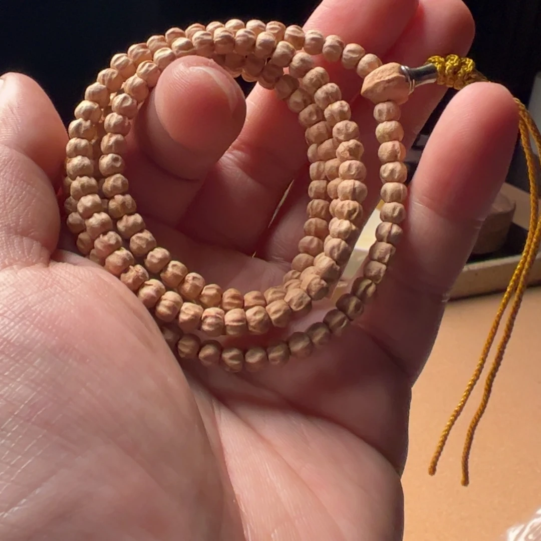 柏香籽/百香籽手串刘****）SJ247