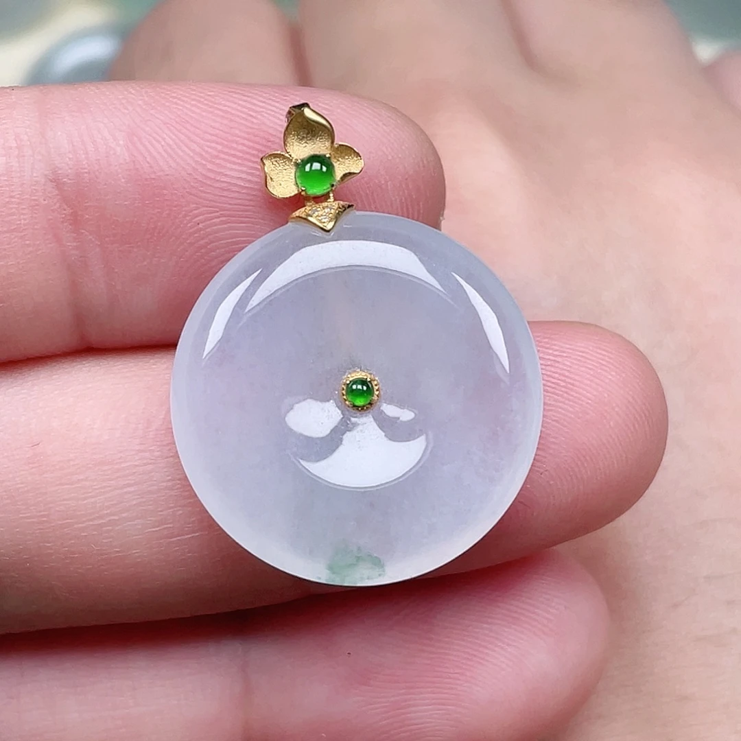 颈饰未镶嵌翡翠平安扣