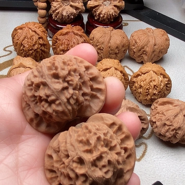 吊坠文玩核桃S****w宫灯