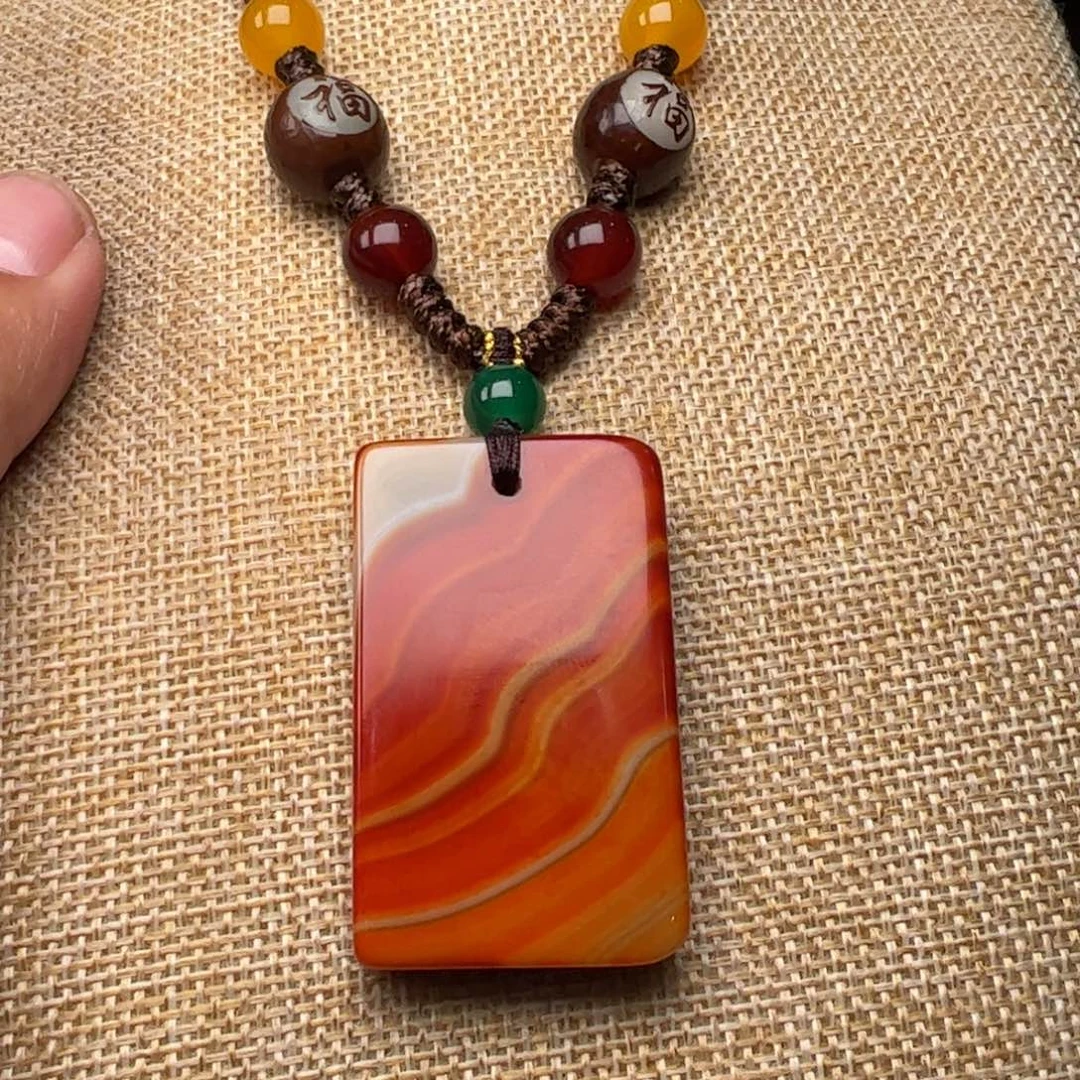 玛瑙/玉髓颈饰未镶嵌