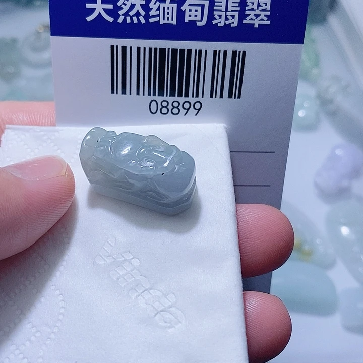 翡翠未镶嵌颈饰天光墟翡翠市场现金代购