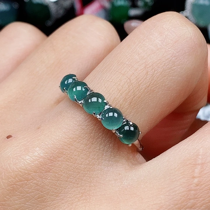 翡翠戒指未镶嵌戒指