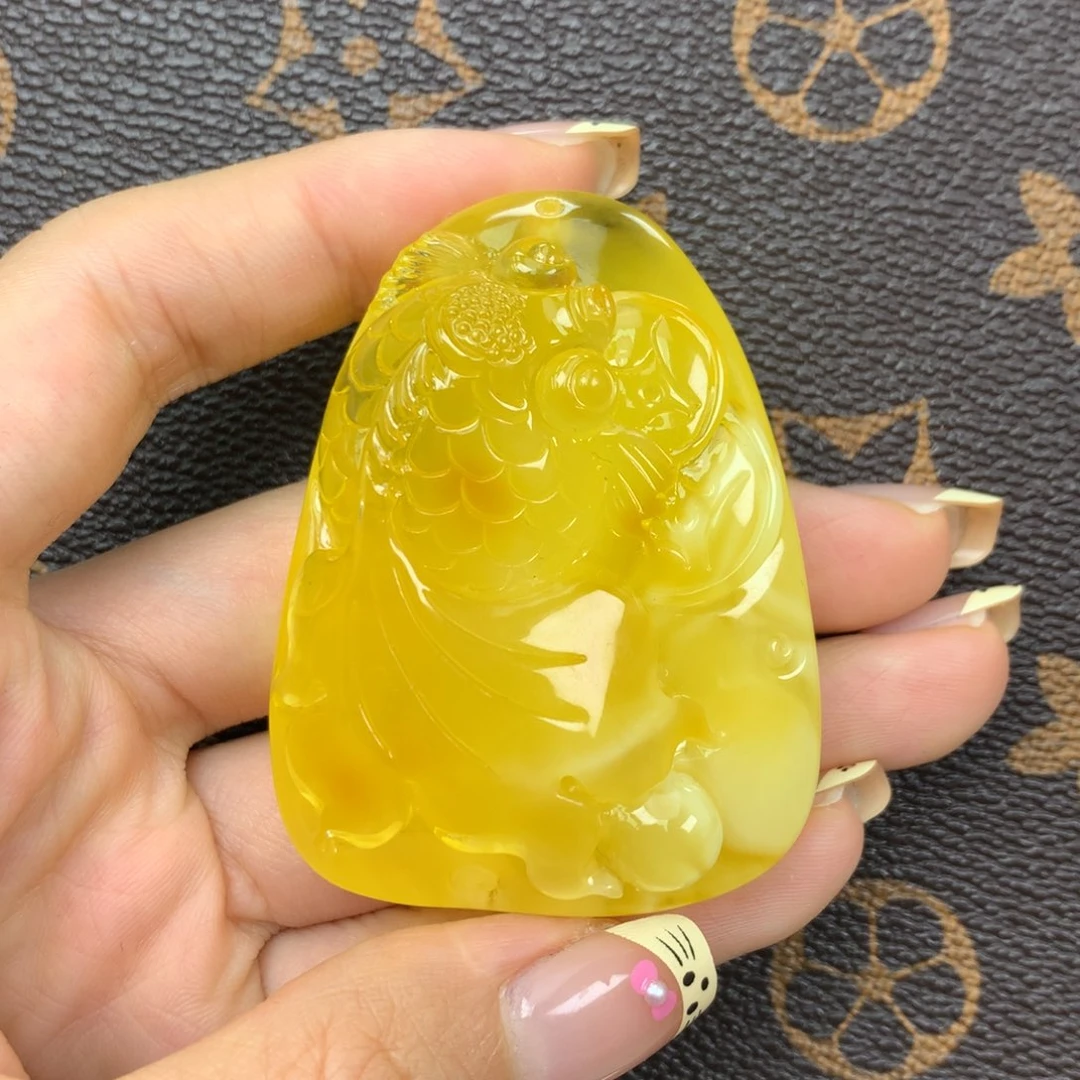 琥珀未镶嵌珠宝奇石