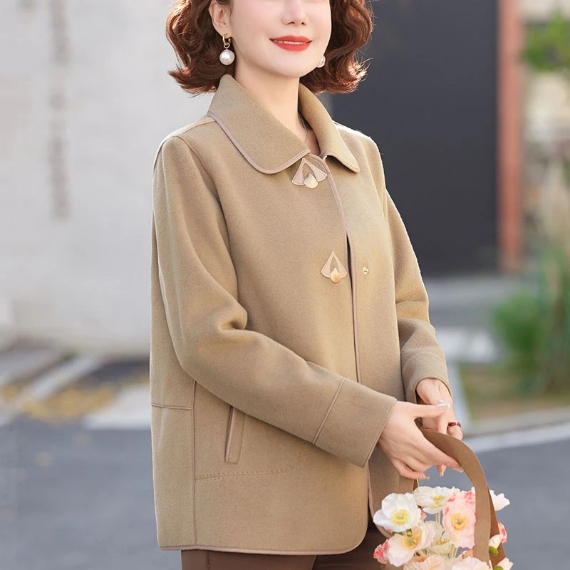 气质妈妈春秋装短款毛呢外套女新款中老年40到50时尚宽松呢子上衣