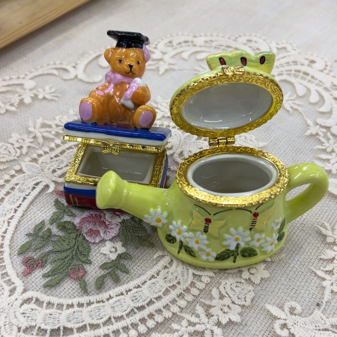 @***一陶瓷茶壶小熊首饰盒