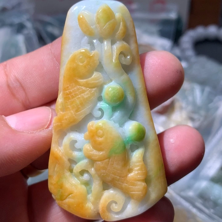 翡翠未镶嵌颈饰保真天然a货翡翠