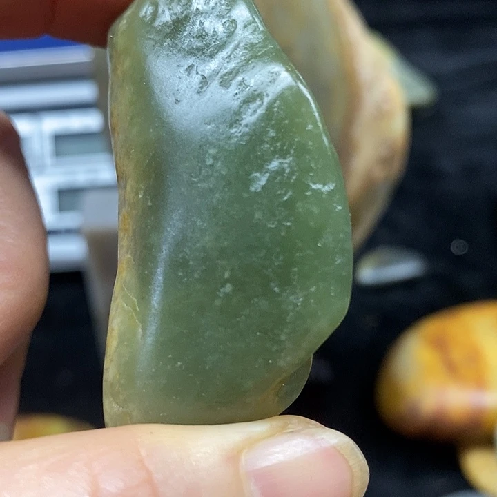 和田玉（糖玉）未镶嵌挂件