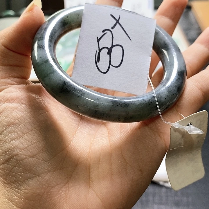 【闪购商品】未镶嵌手镯翡翠