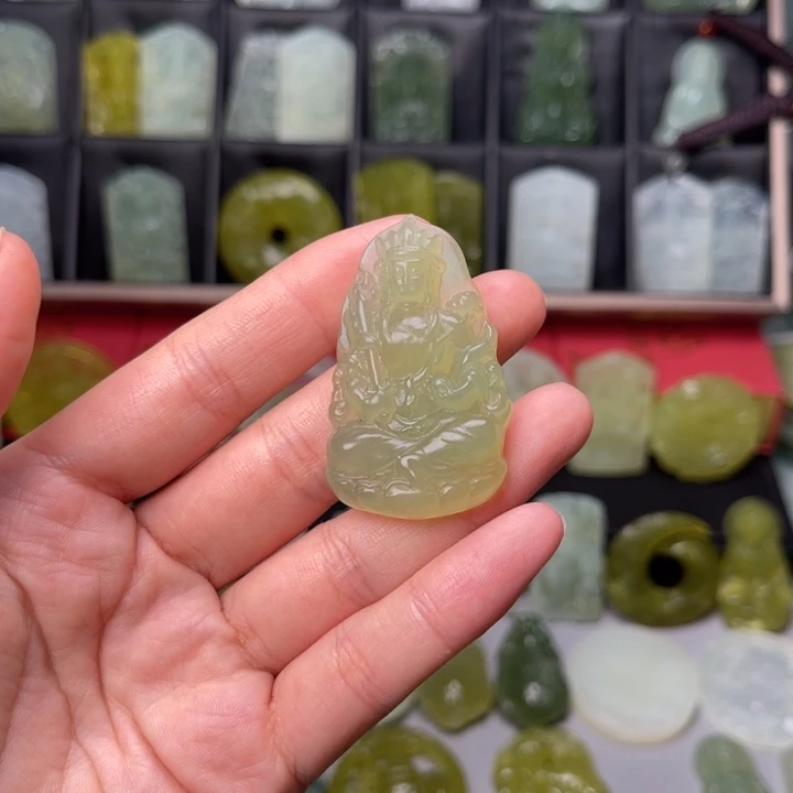华***璃未镶嵌岫玉吊坠(赠链)