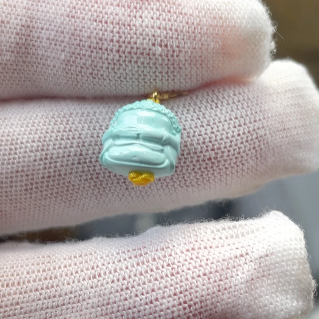 绿松石未镶嵌挂件