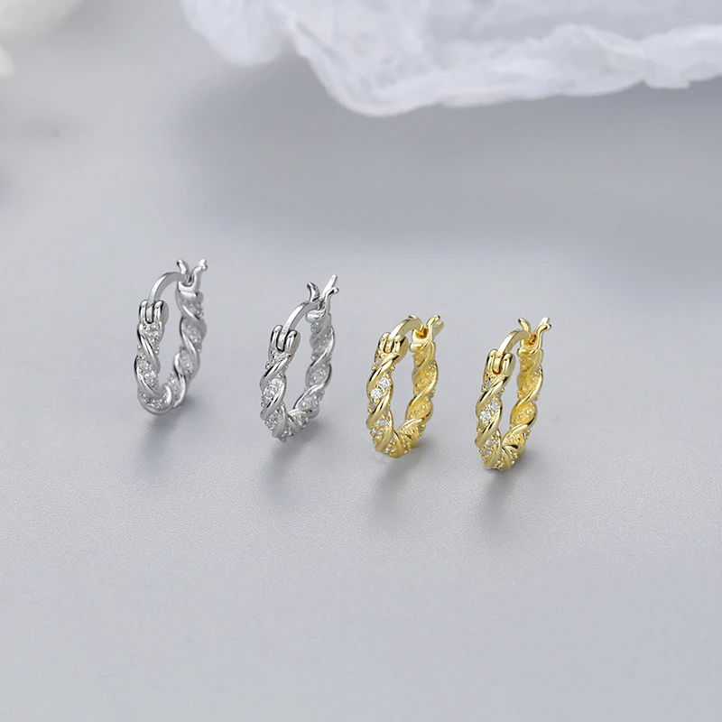 足银合成锆石耳饰 足耳环女轻奢风扭纹镶嵌锆石耳扣高级感时尚