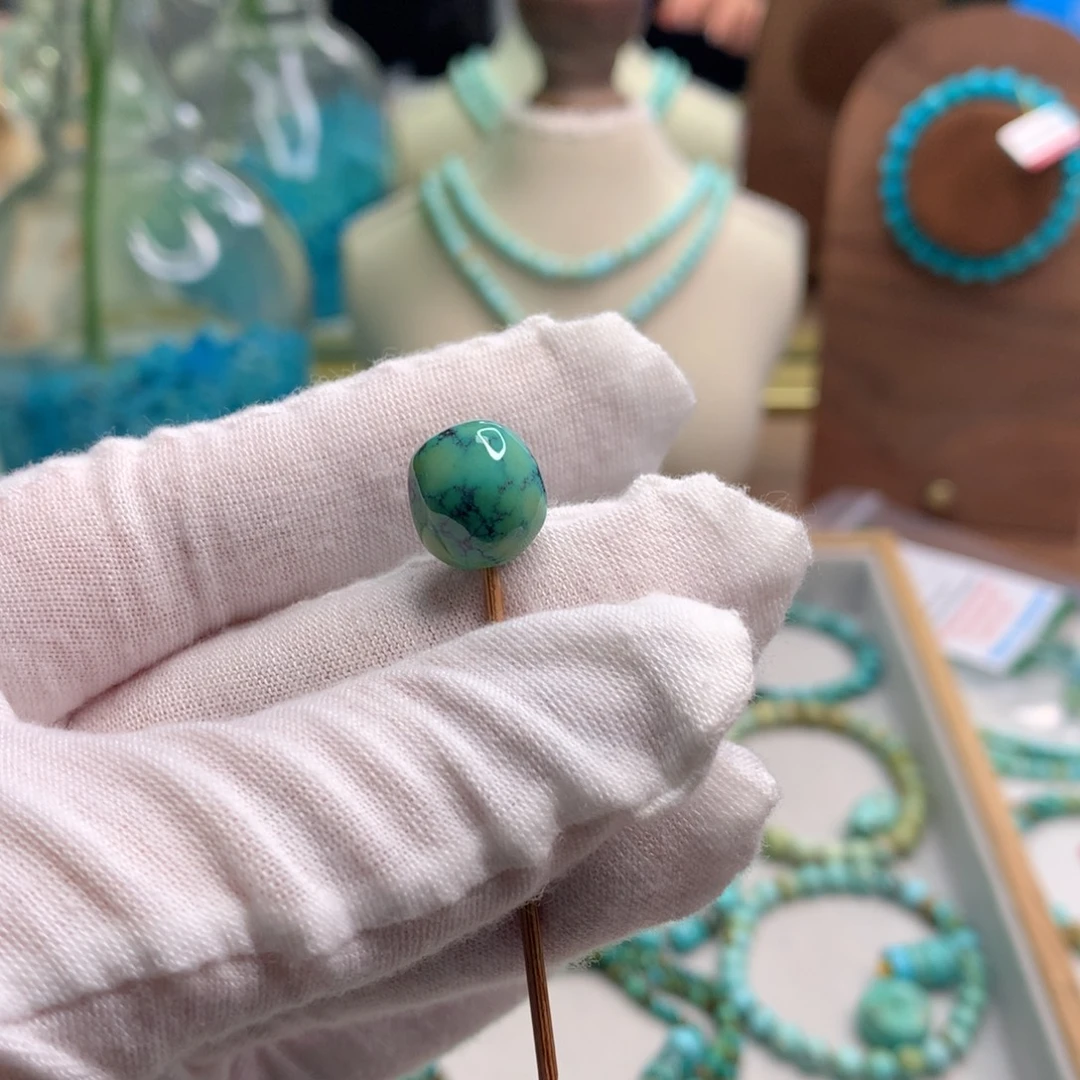 魚****绿松石未镶嵌饰品