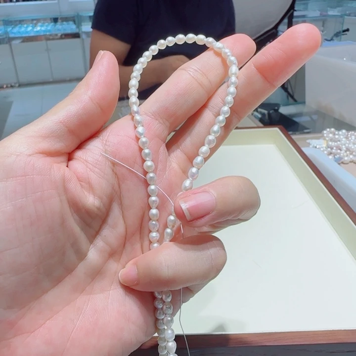 颈饰未镶嵌淡水珍珠