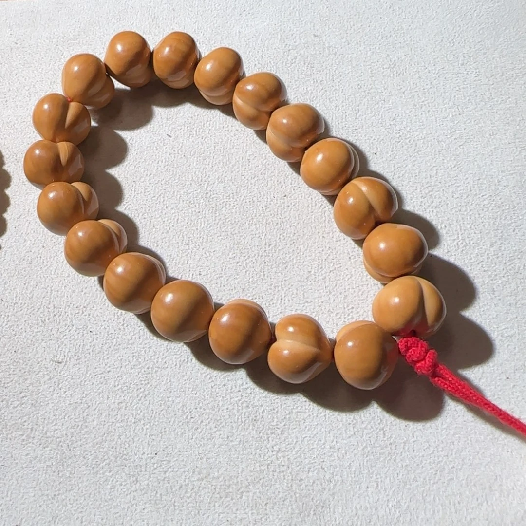 吊坠猴头核桃屁桃