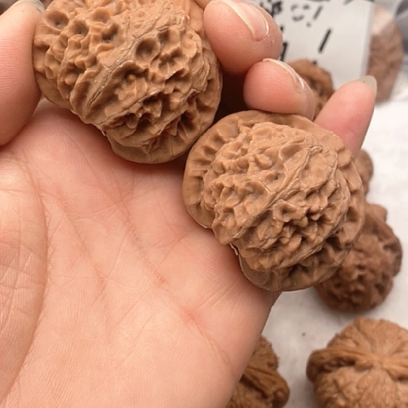 【闪购商品】吊坠文玩核桃宫灯