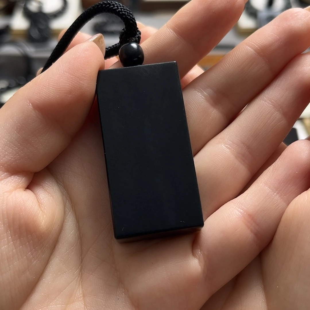 和田玉（墨玉）未镶嵌吊坠(不含链)高羊脂