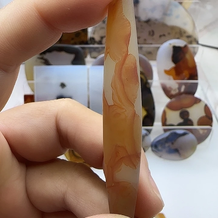 未镶嵌颈饰玛瑙/玉髓
