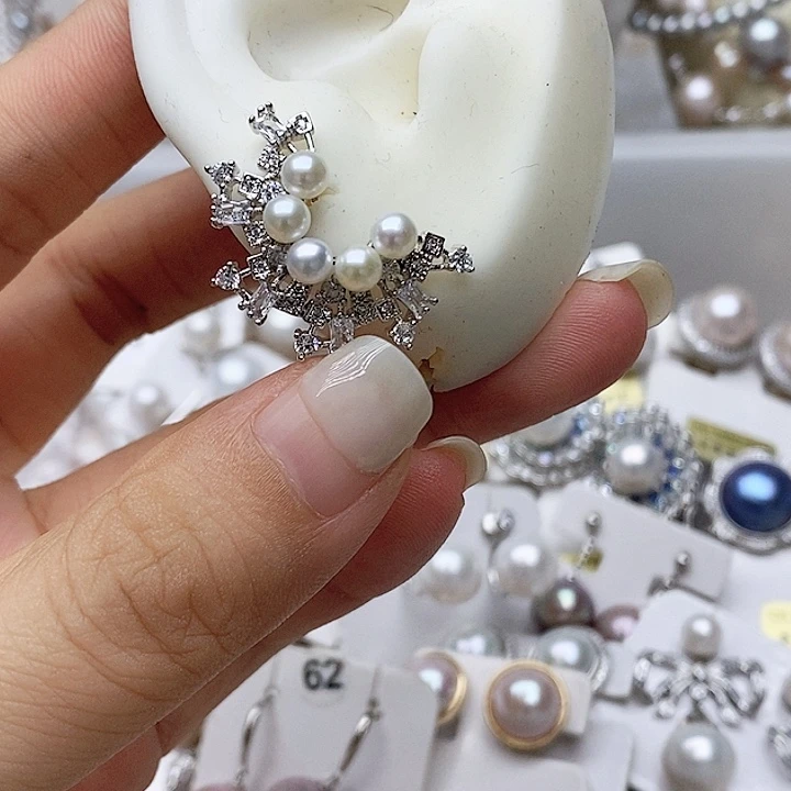 未镶嵌耳钉淡水珍珠