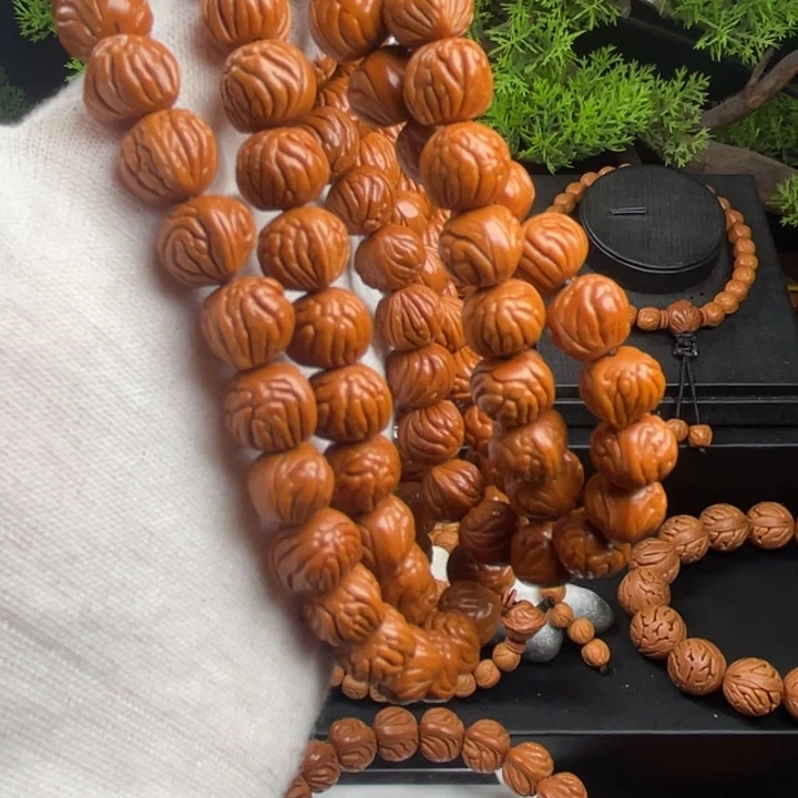 南***意吊坠桃核精品脖挂