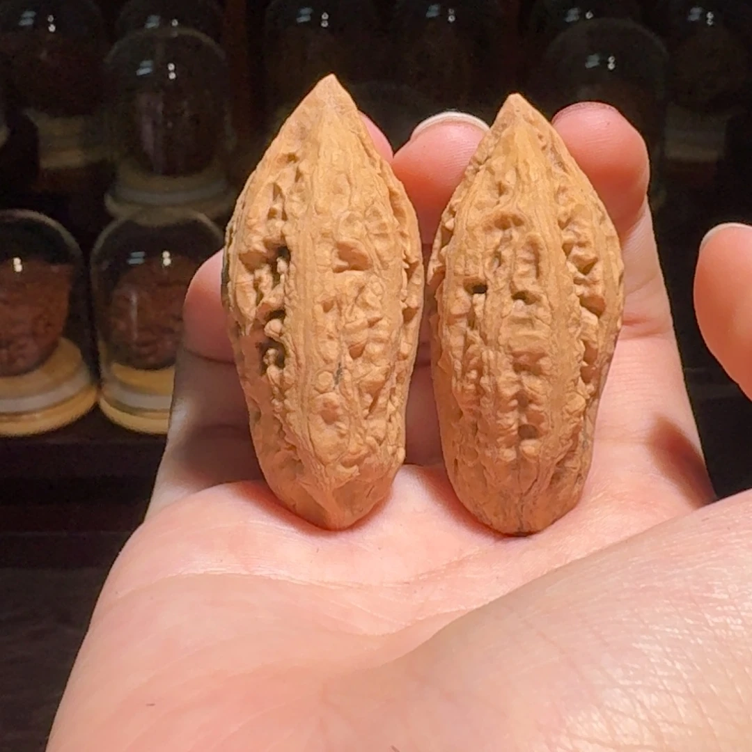 吊坠文玩核桃龙纹瓜条