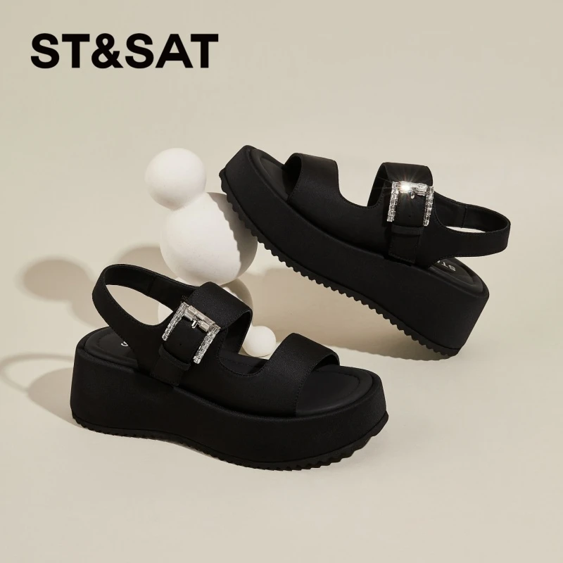 星期六厚底巨好看凉鞋女款2025新款夏季外穿增高黑色松糕休闲凉鞋