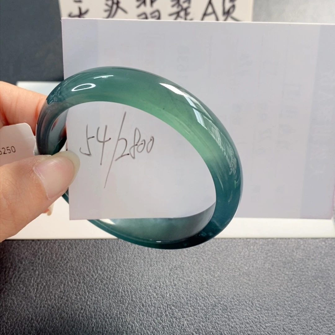未镶嵌手镯翡翠天然翡翠