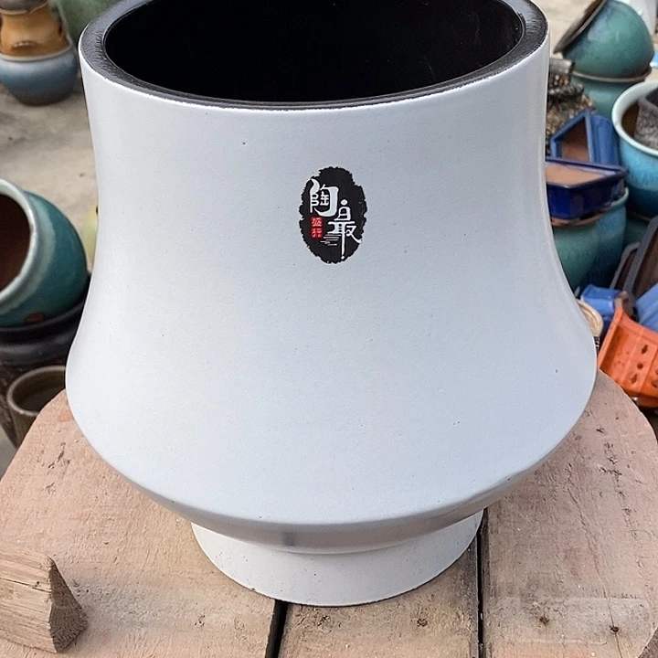 花盆紫砂口20高度27.5瑕疵