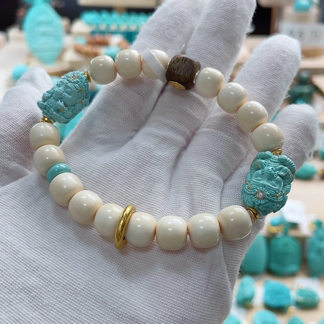 18K金镶嵌绿松石珠宝奇石