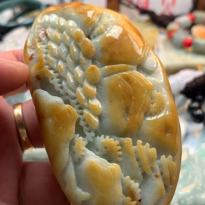 翡翠未镶嵌颈饰保真天然a货翡翠