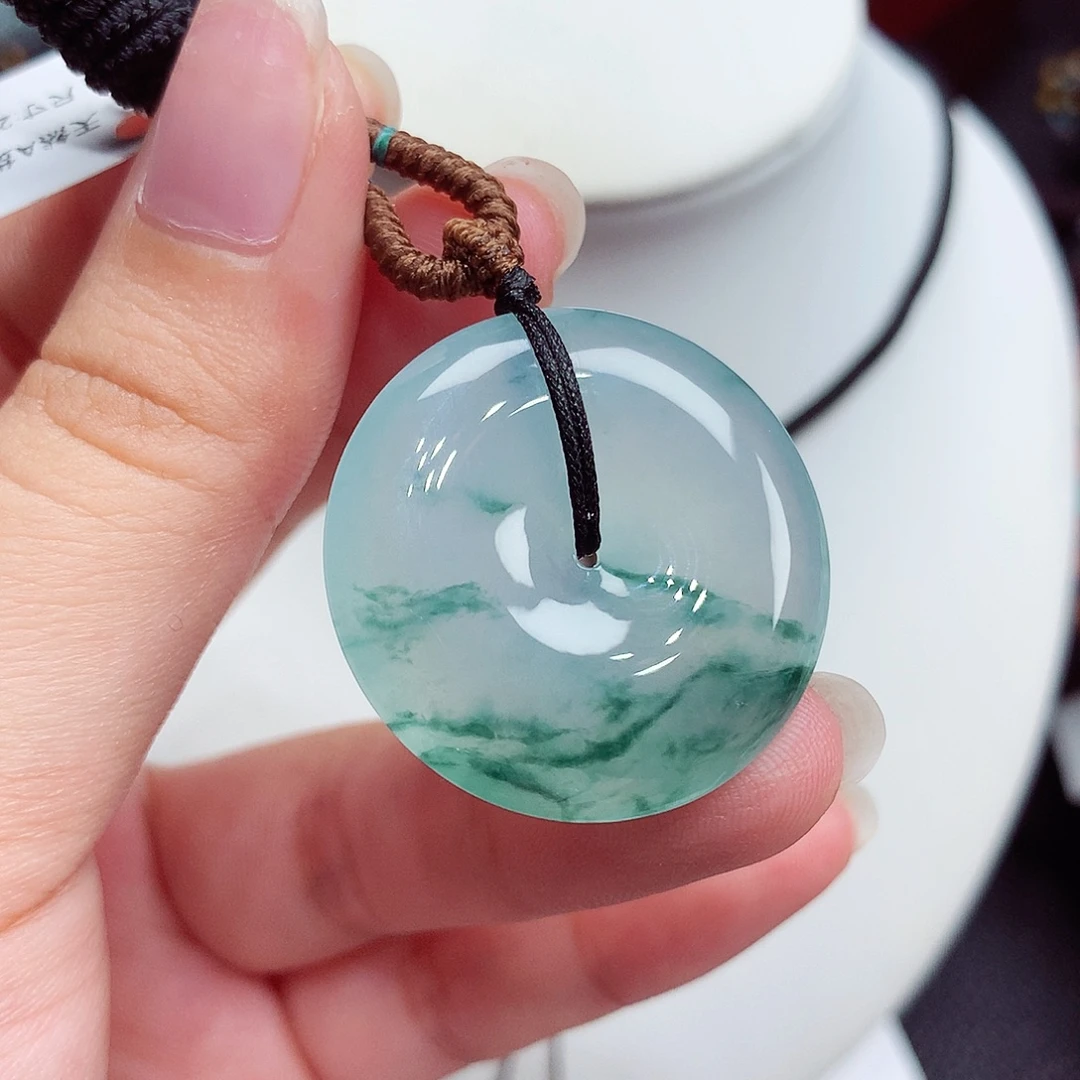 翡翠未镶嵌颈饰翡翠121，28.8/6