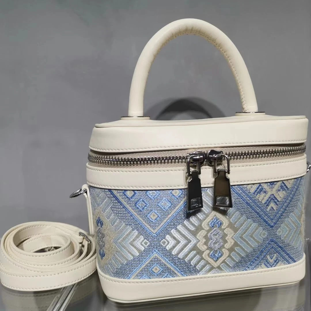 【顺丰包邮】2025款广西非遗壮锦盒饭包包轻奢百搭小众单肩斜跨轻奢