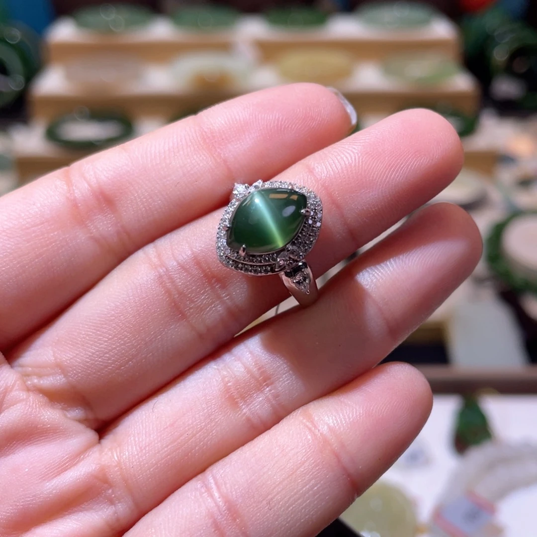和田玉高品绿猫戒指银S925镶嵌