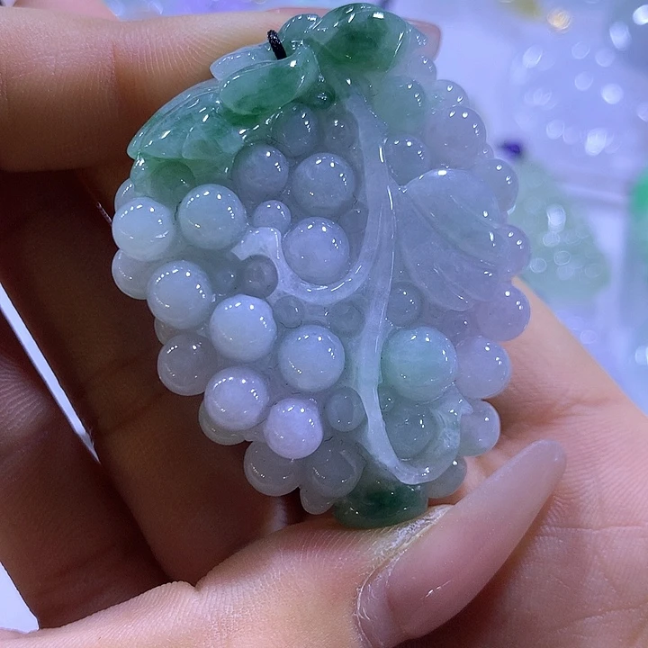 翡翠未镶嵌颈饰天然翡翠A货吊坠