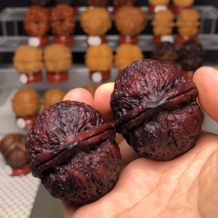 文玩核桃把件28祥龙罗汉