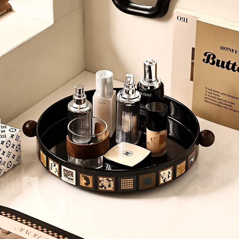 尊慕斯中古风化妆品收纳盒轻奢桌面梳妆台护肤品口红香水旋转托盘