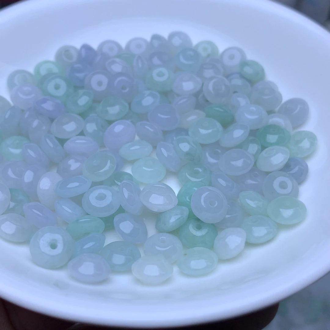 【闪购商品】未镶嵌手链翡翠卡3.6乘7.6冰鼓珠40个