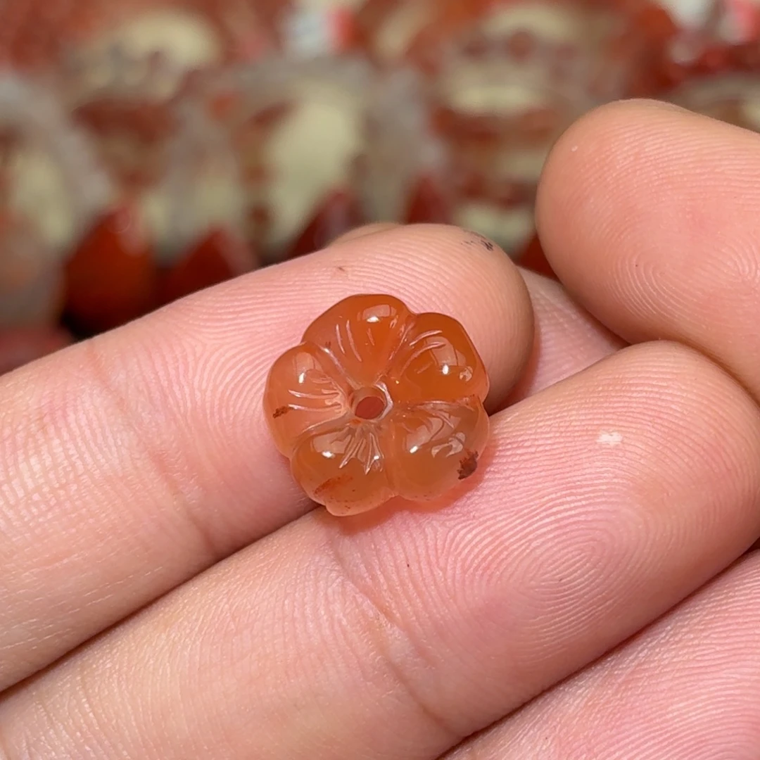 南红玛瑙未镶嵌颈饰草花五瓣花