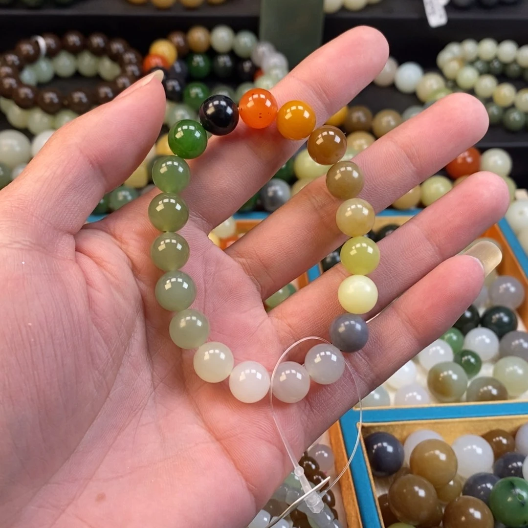 和田玉手串未镶嵌卡10多宝