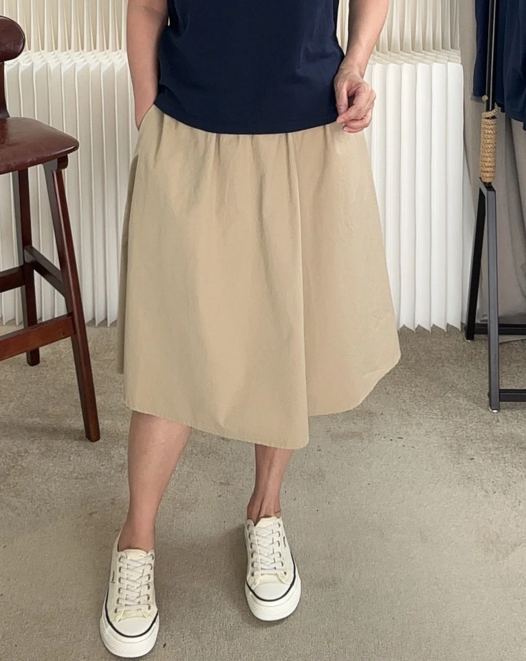 涛姐服饰 25年夏季新款 卡其色松紧腰薄款半身裙 FM250793