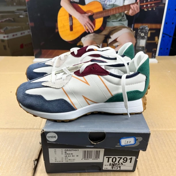 T0791 NEW BALANCE GS327HH1 38码235儿童运动鞋微瑕疵 无售后