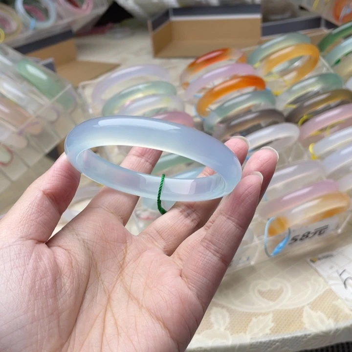 玛瑙/玉髓未镶嵌手镯58圈口