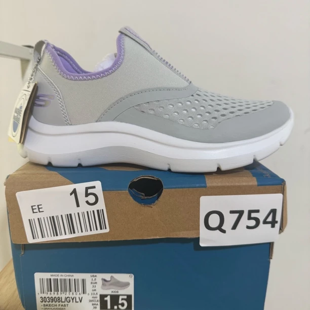 SKECHERS/斯凯奇Q754 运动鞋 33码